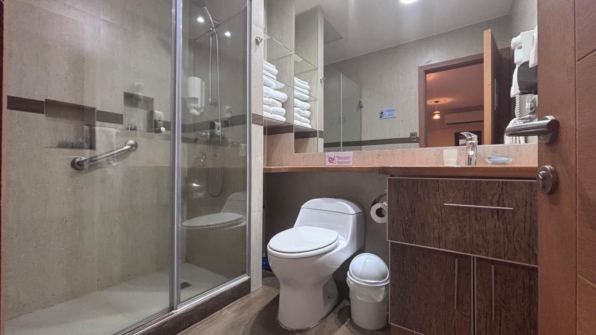 Entre Cumbres Apart Hotel Coyhaique Kültér fotó